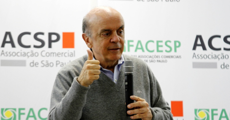  O pré-candidato do PSDB à Prefeitura de São Paulo, José Serra, participa de evento na Associação Comercial de São Paulo, unidade distrital da Mooca, na zona leste da capital paulista