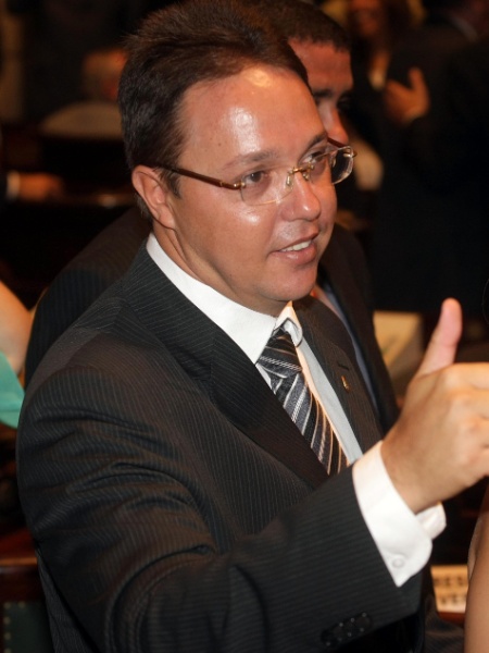 1.jan.2009 - Cristiano Girão na posse da Câmara Municipal do Rio em 2009 - Marcos de Paula/AE