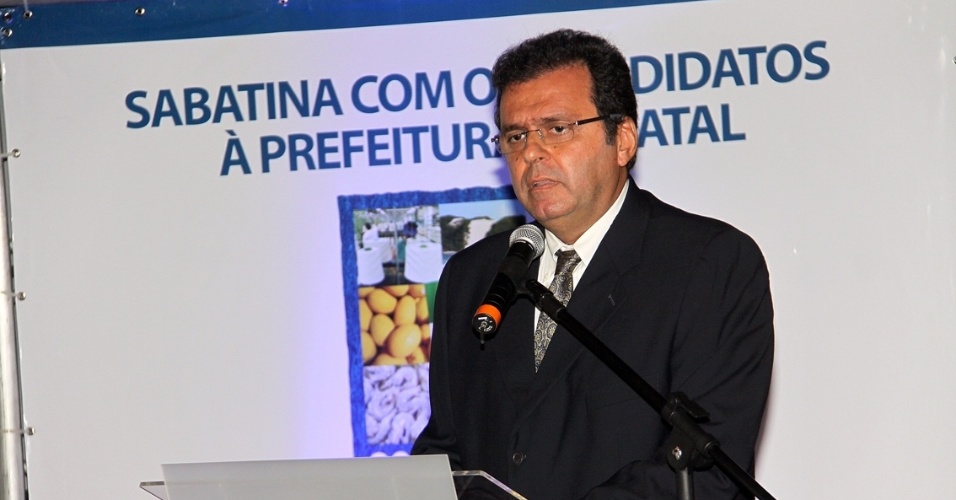 13.ago.2012 - Carlos Eduardo, candidato do PDT à Prefeitura de Natal, também participou na manhã desta segunda-feira do seminário 