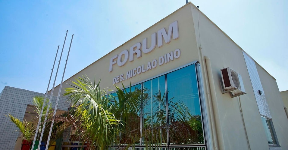 28.ago.2012 - Imagem mostra fachada do Fórum da cidade João Lisboa (MA)