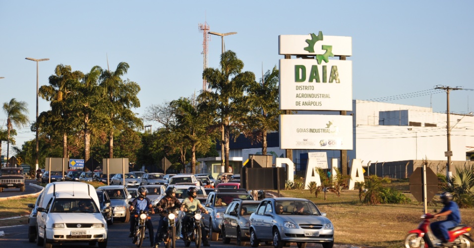 Região do Daia, Distrito Agroindustrial de Anápolis, tem grande fluxo de carros e motocicletas nos horários de pico