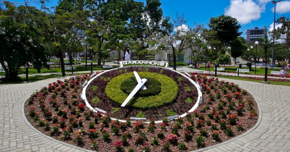 Praça das Flores é atração turística do centro de Garanhuns