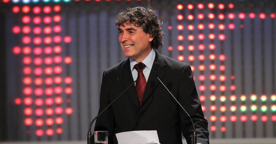 17.set.2012 - O candidato do PSOL à Prefeitura de São Paulo, Carlos Giannazi, afirma que a campanha de Celso Russomanno (PRB) é financiada por fabricantes de armas