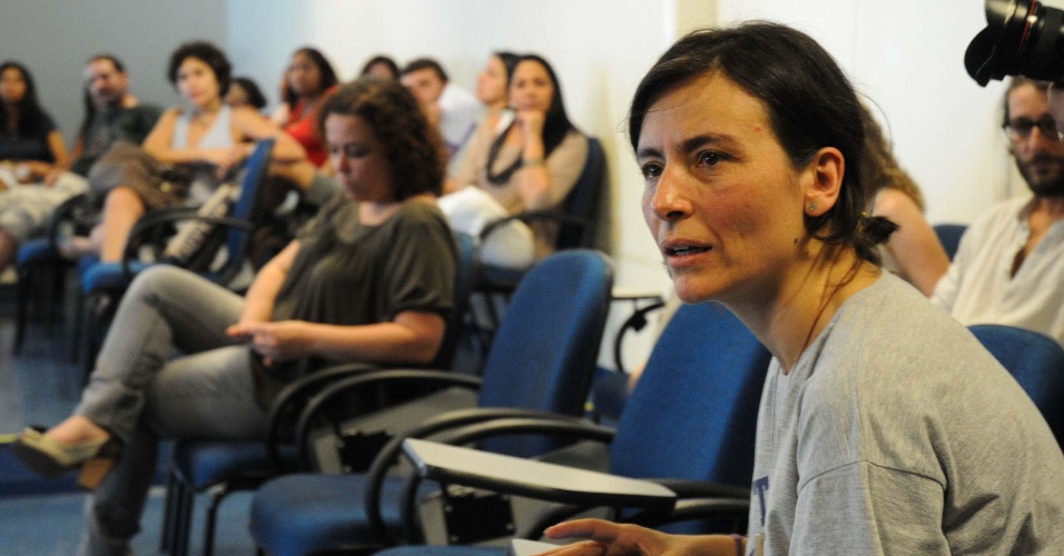 17.set.2012 - Soninha Francine (à dir.), candidata do PPS à Prefeitura de São Paulo, visita o projeto Quixote na zona sul da cidede