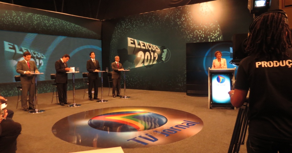 25.set.2012 - Os candidatos à Prefeitura do Recife participam do debate TV Jornal/SBT