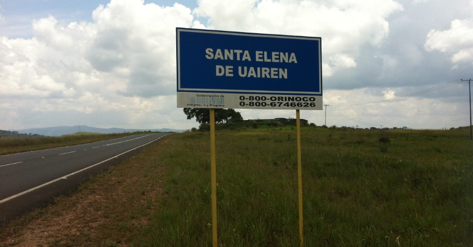 26.set.2012 - Placa indica início da cidade de Santa Elena de Uairen, na Venezuela