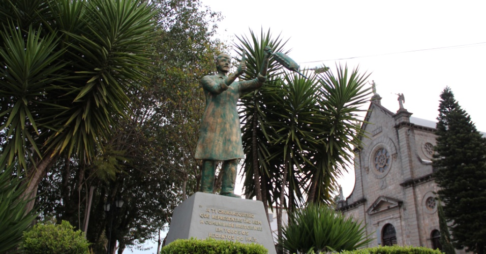 Estátua de Coqueiro Baixo, no Rio Grande do Sul